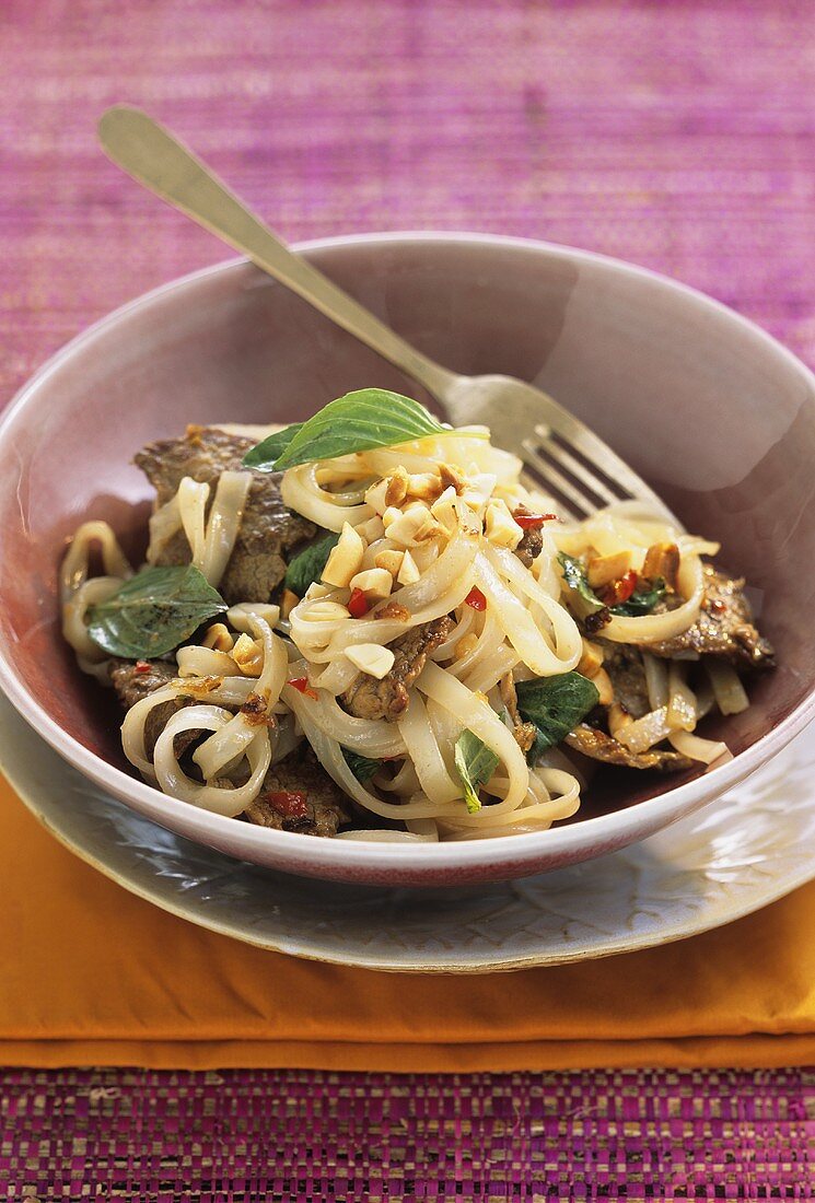 Rice noodles with beef and Thai basil