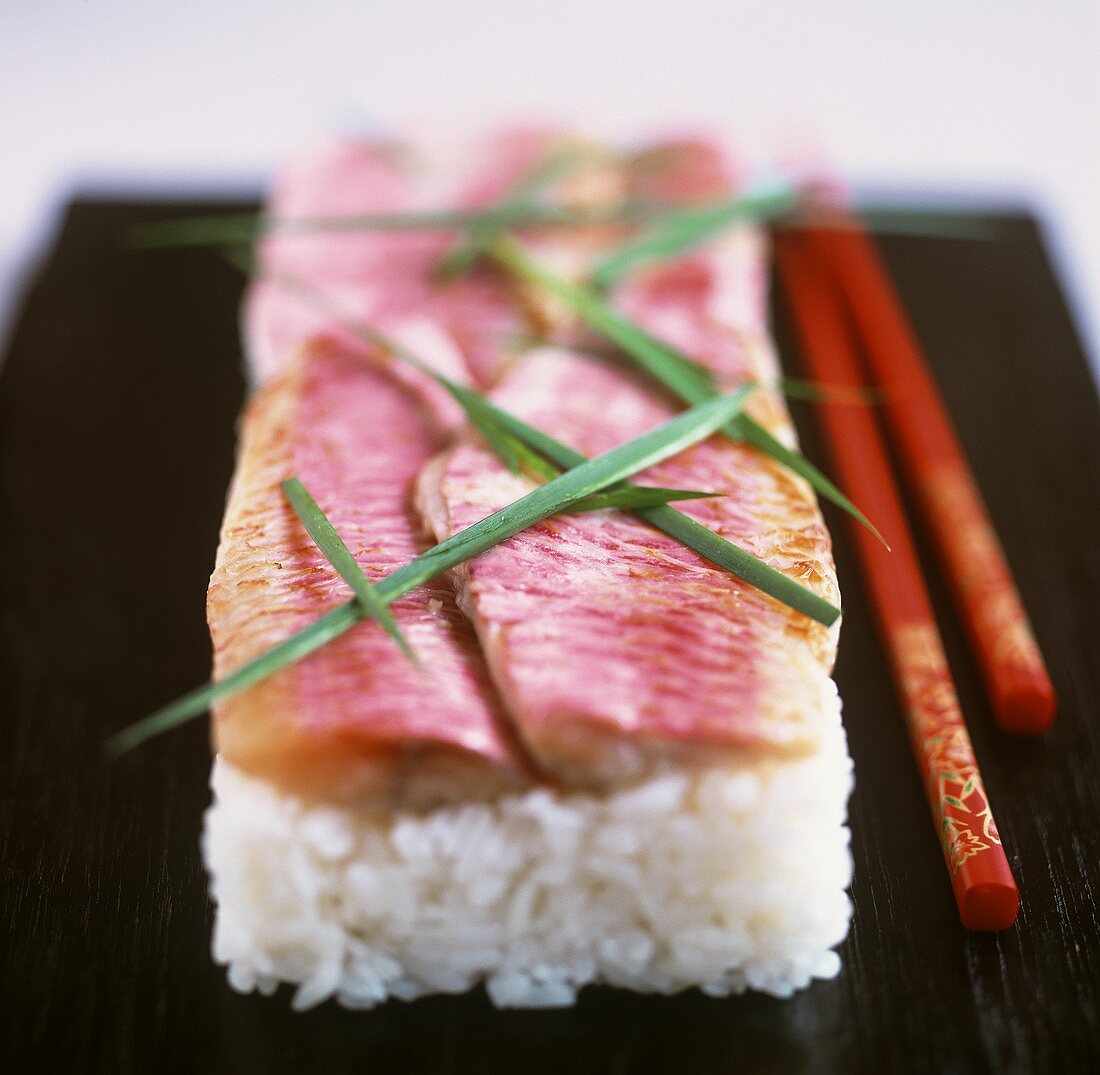 Oshi-Sushi mit Pink Snapper