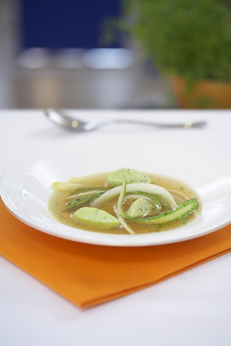 Asparagus soup with ramson quark gnoccis