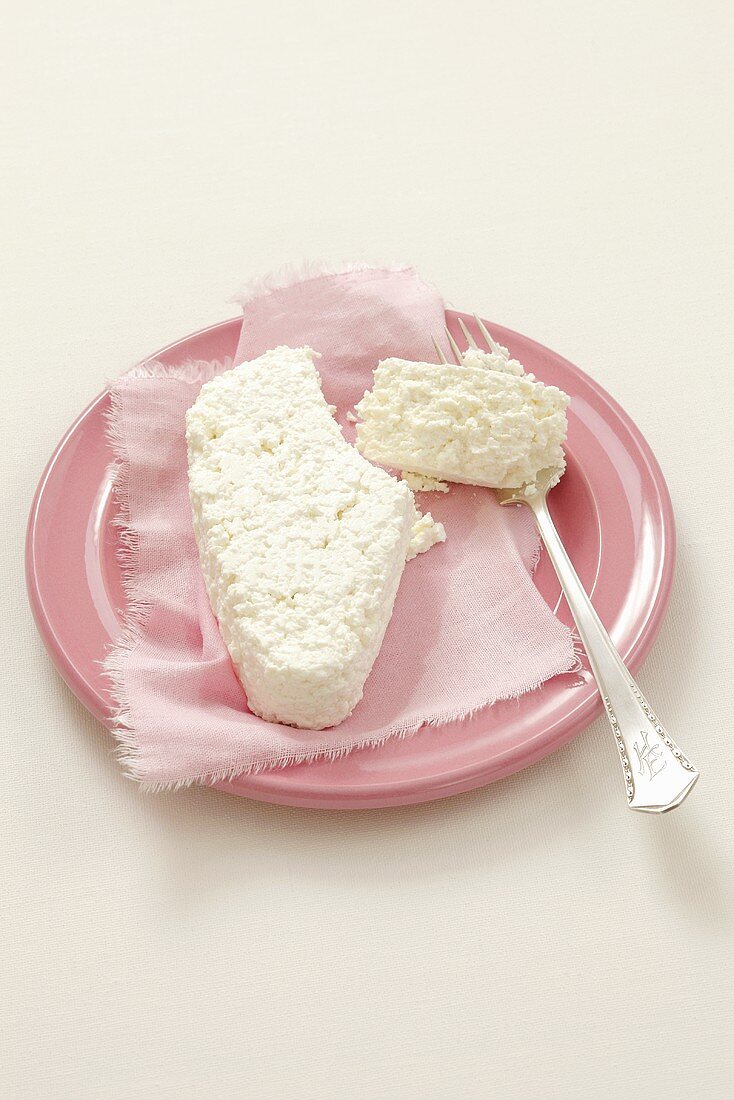 A plate of cottage cheese
