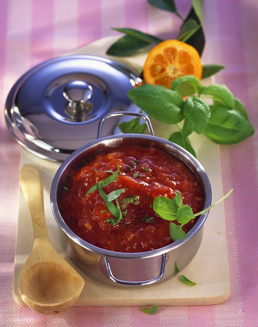 Tomaten-Basilikum-Sauce