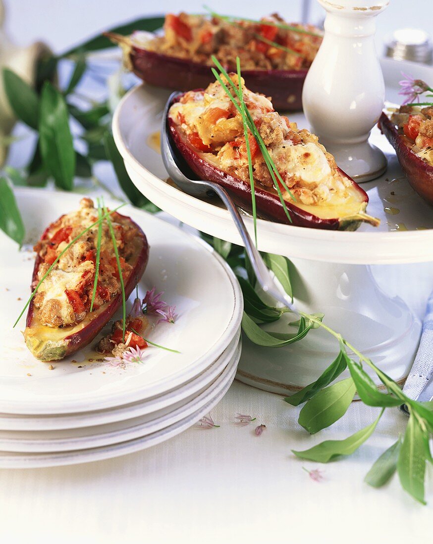 Baked aubergines stuffed with minced meat