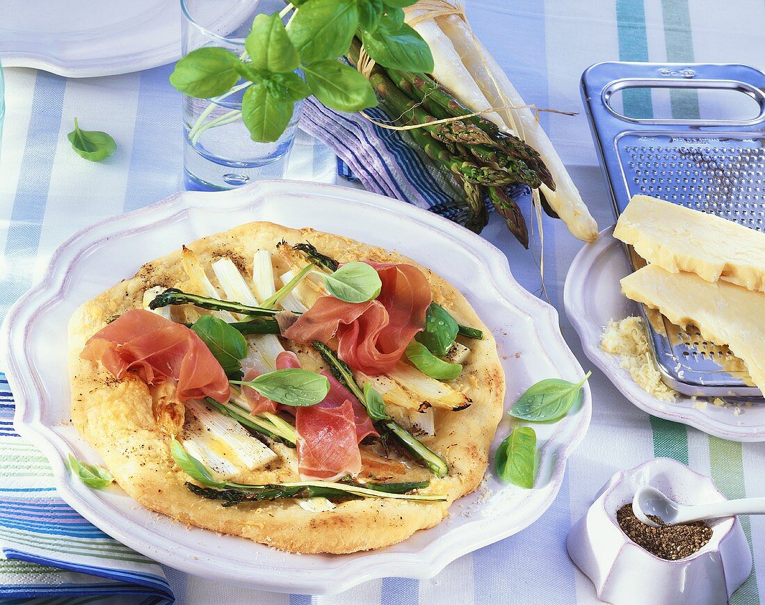 Asparagus pizza with Parma ham