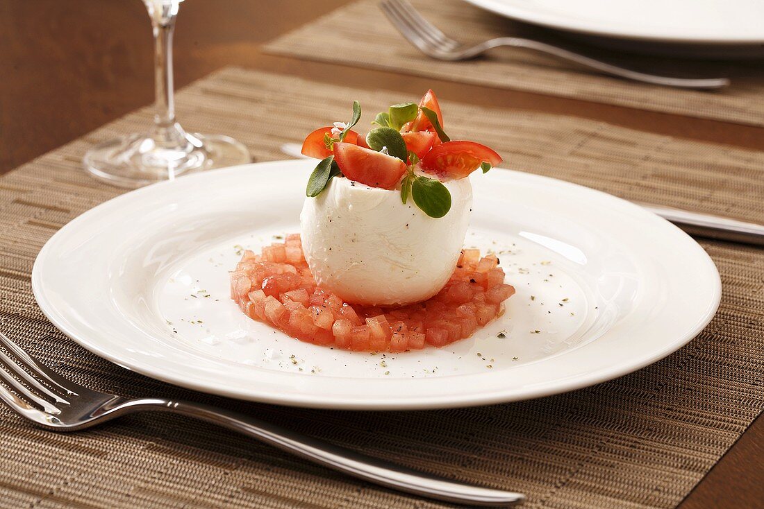 Stuffed mozzarella with tomato