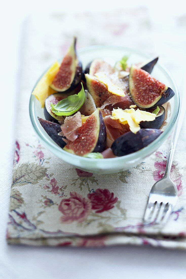 Figs with Parma ham and Parmesan