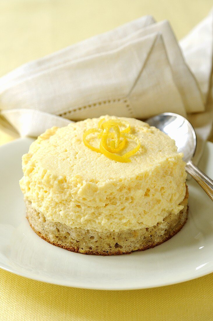 Lemon cheesecake