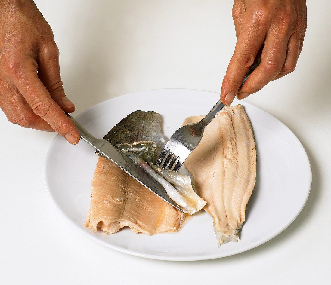 Skinning trout fillet