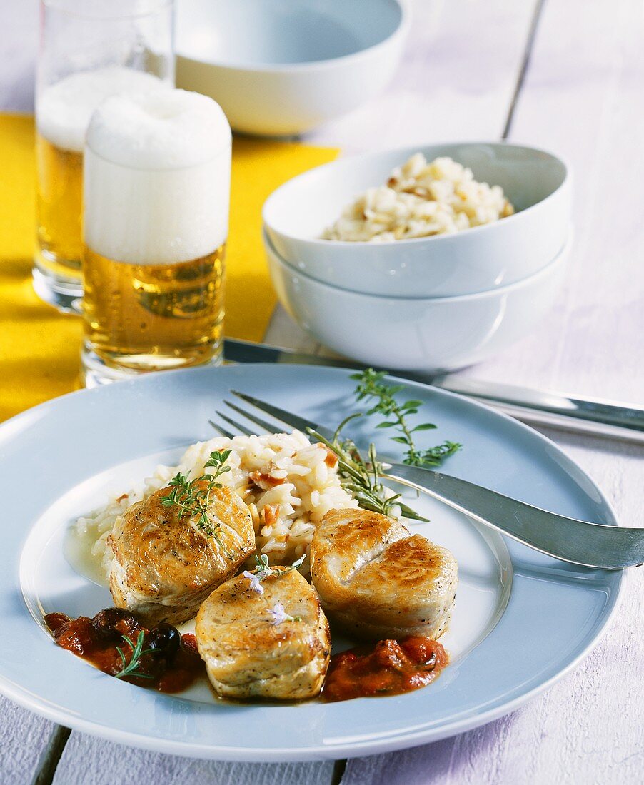 Schweinemedaillons mit Tomatensauce und Reis