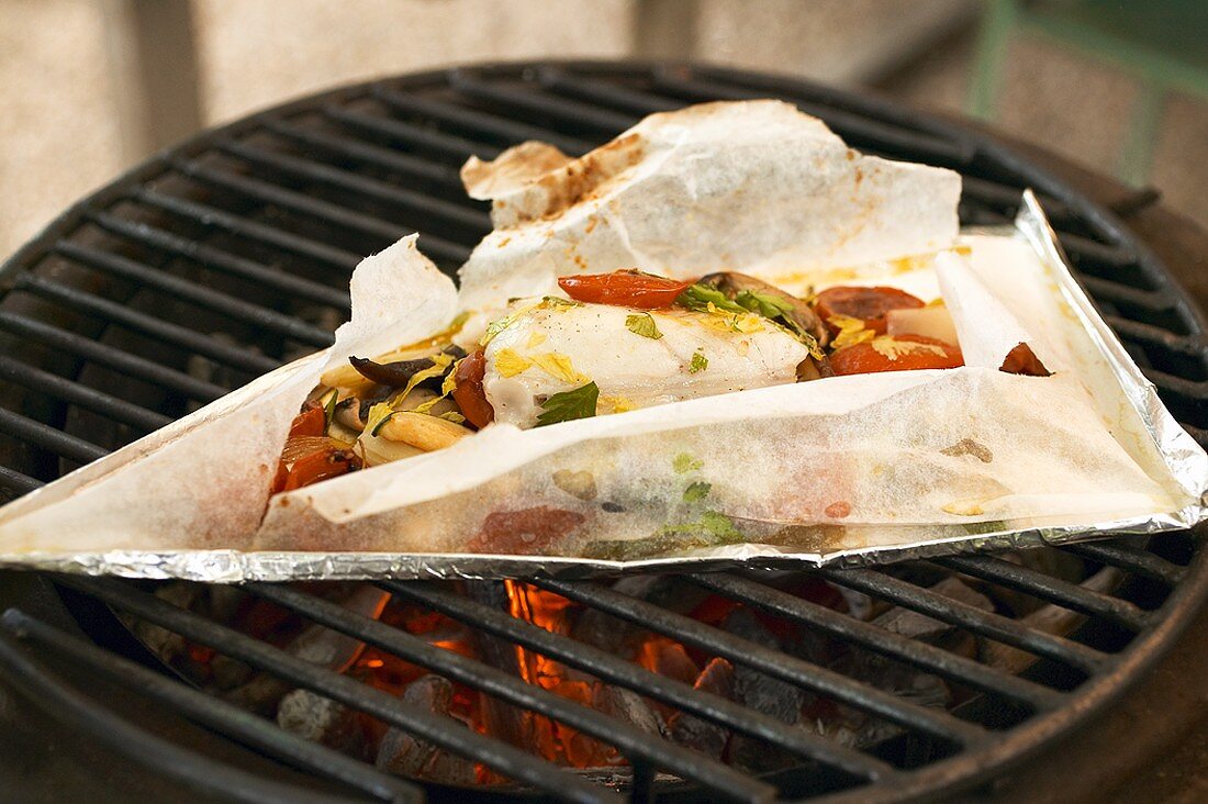 Turbot and vegetables grilled in parchment paper