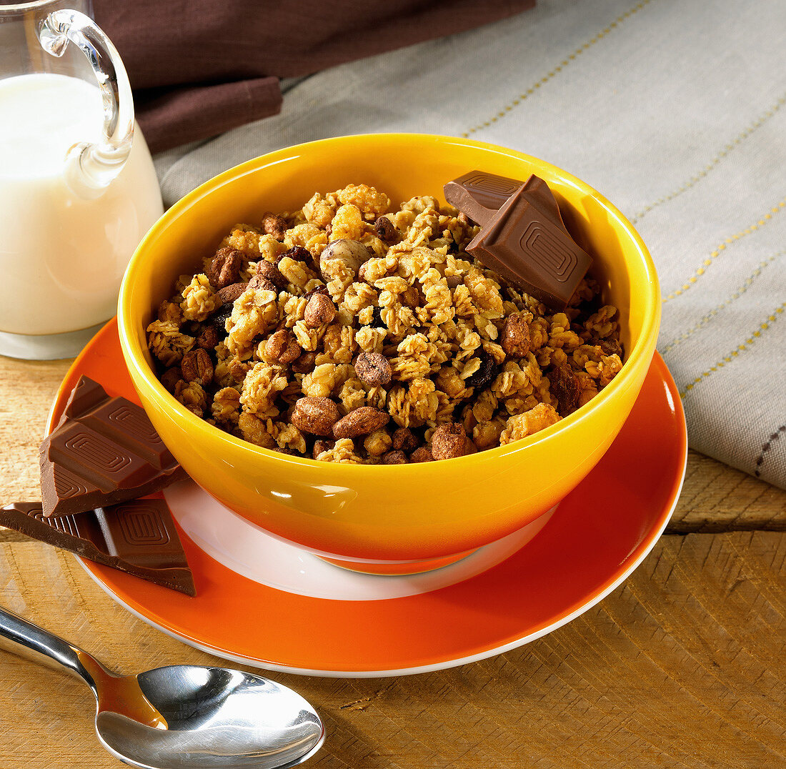Crunchy muesli with chocolate in a bowl