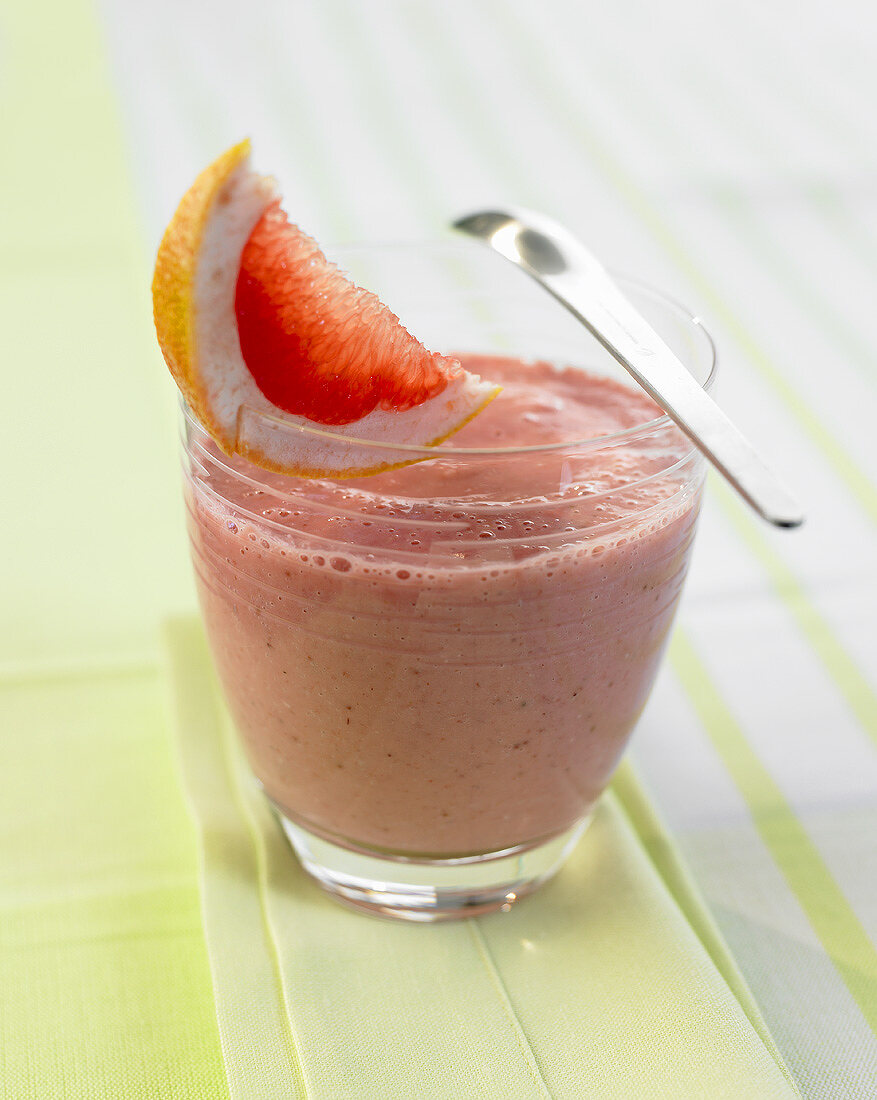 Grapefruit smoothie made with natural yoghurt