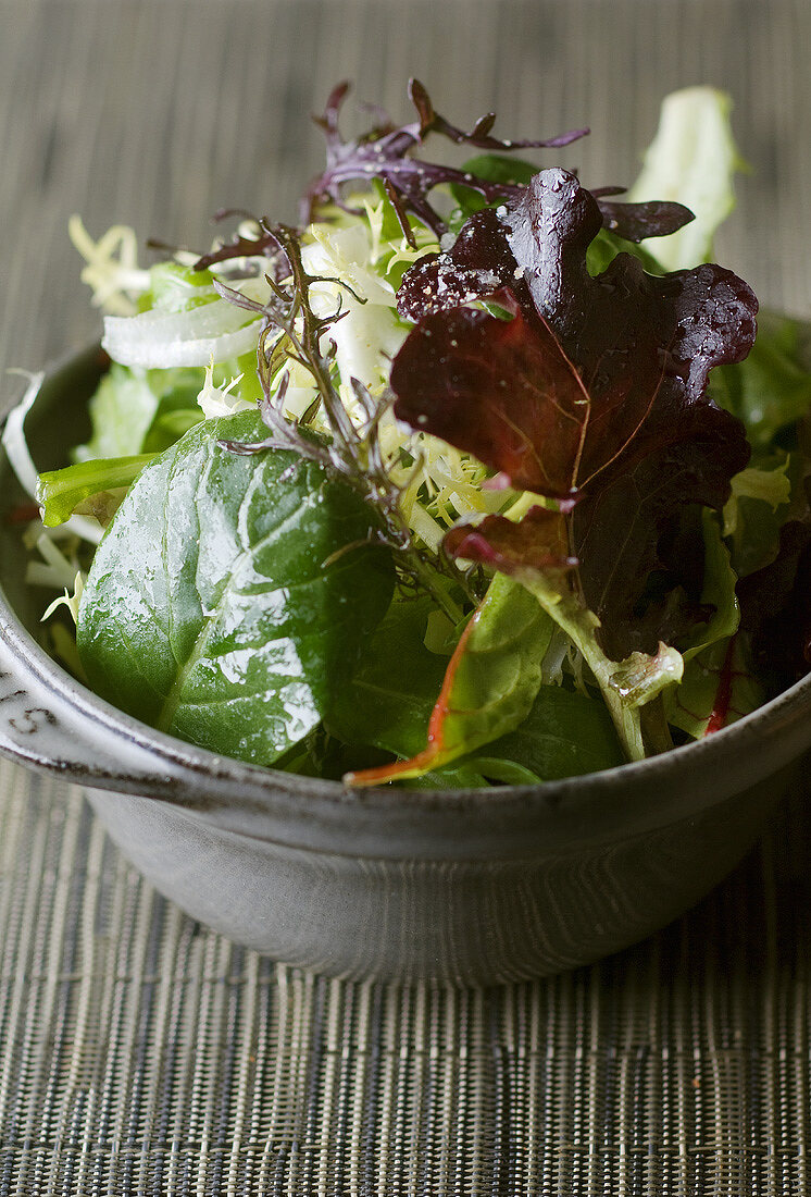 Gemischter Blattsalat