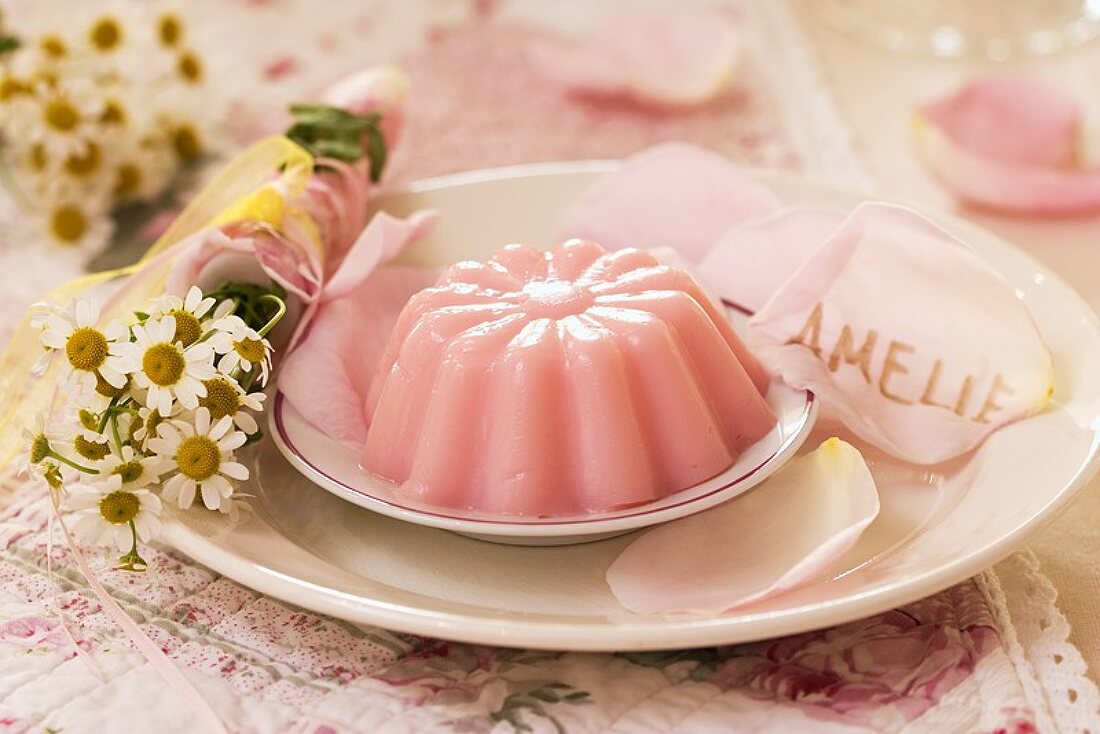 Rose pudding with rose petal as place card