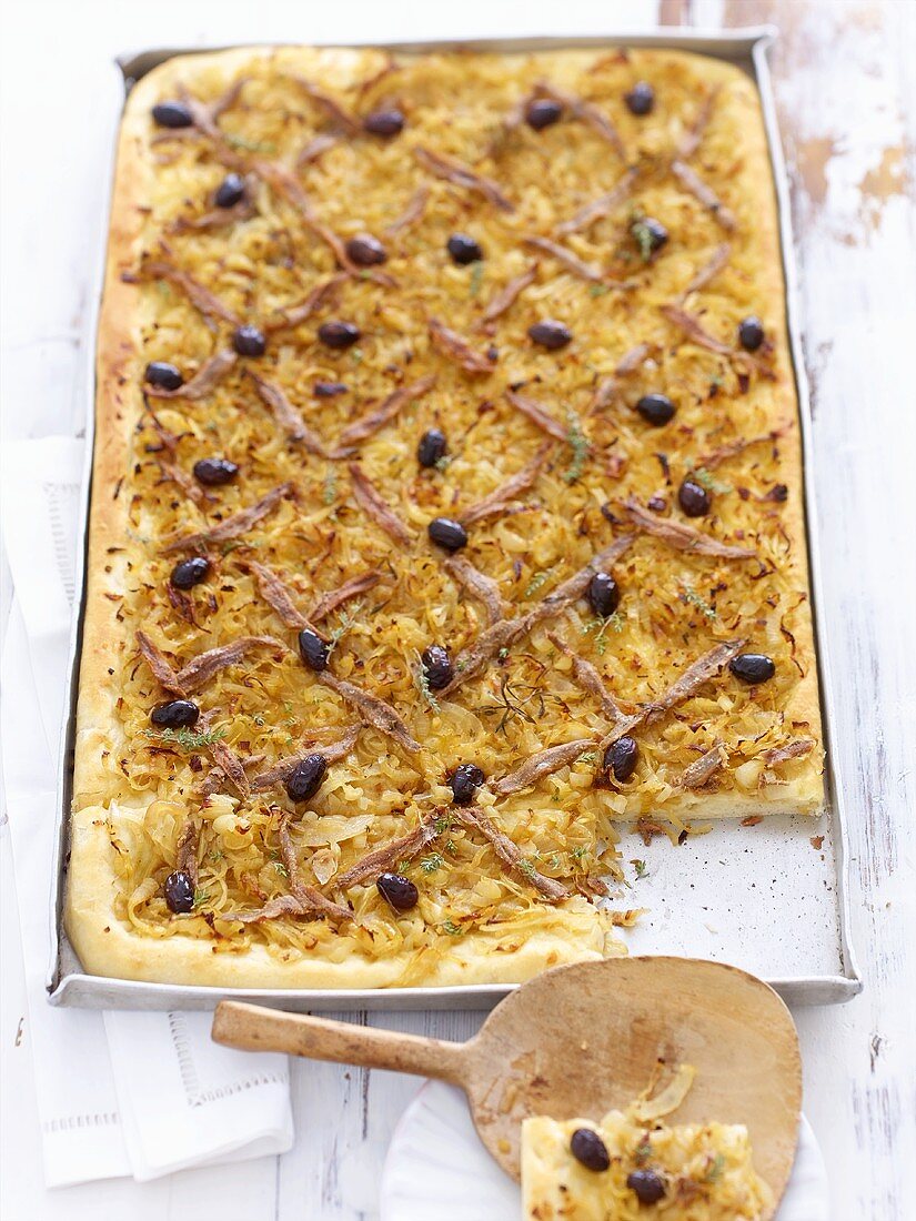 Pissaladière (Onion tart with anchovy fillets and olives)