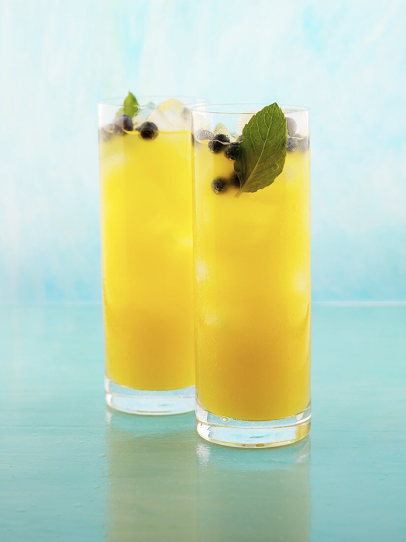 Jamaica Breeze (Cocktail mit Rum, Bananenlikör & Ananassaft)