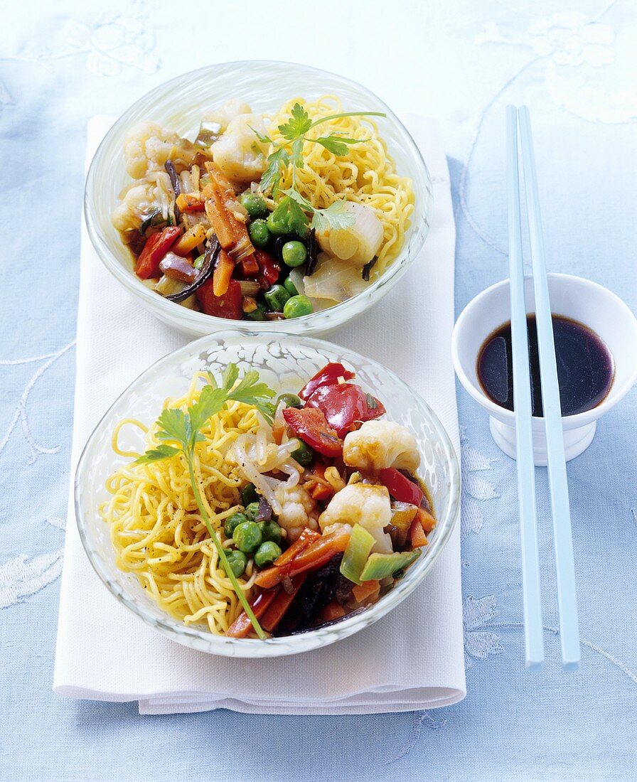 Noodles with Chinese vegetable sauce