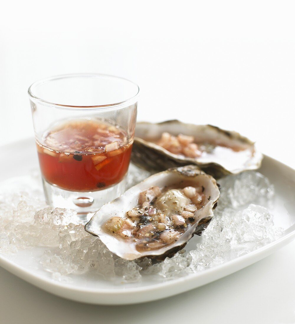 Fresh oysters with red wine and onion vinaigrette