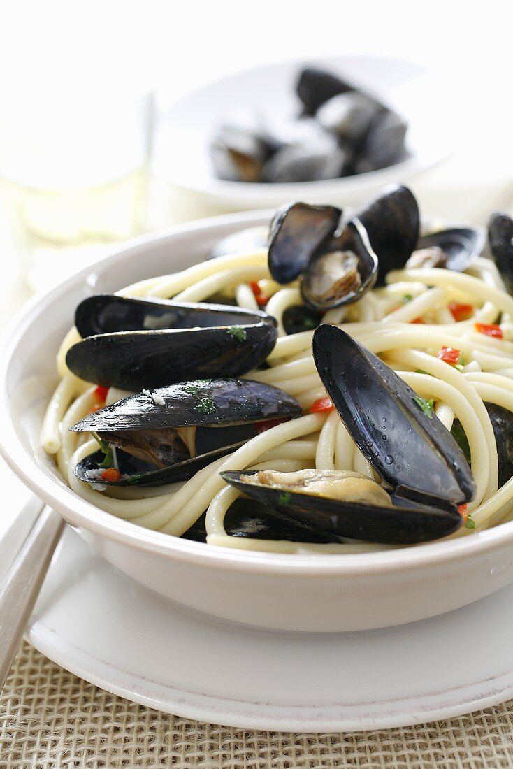 Bucatini with mussels