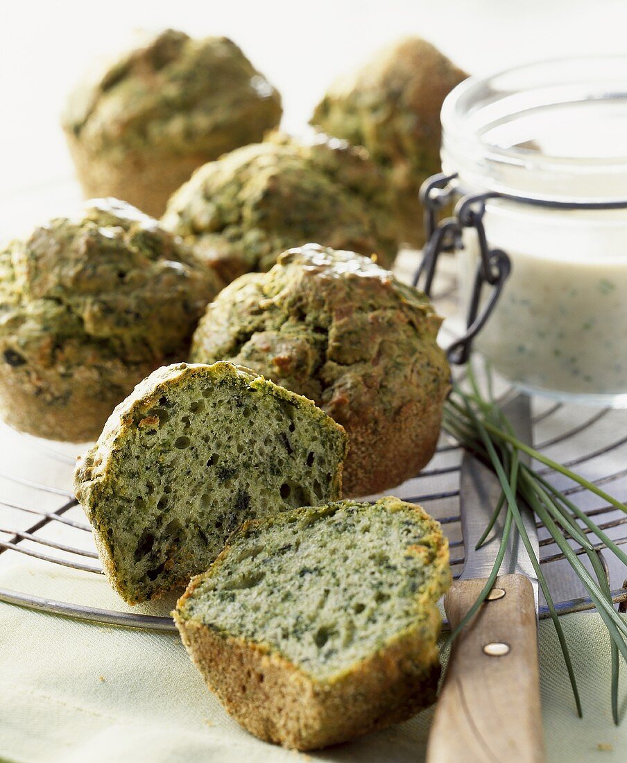 Savoury kale muffins with chive dip