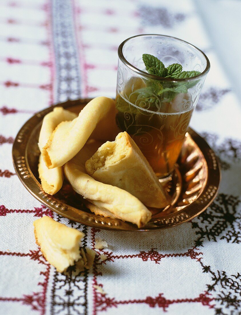 Gazelle's horns (pastries) & a glass of mint tea (Morocco)
