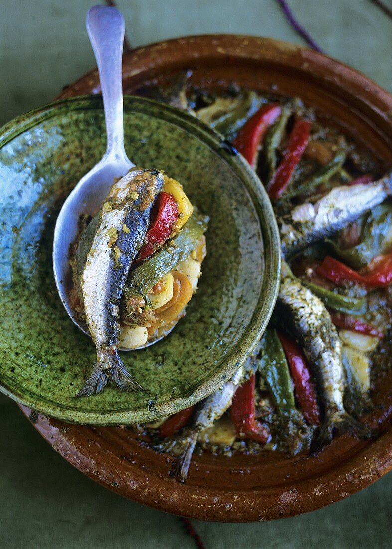 Tajine mit Sardinen (Marokko)