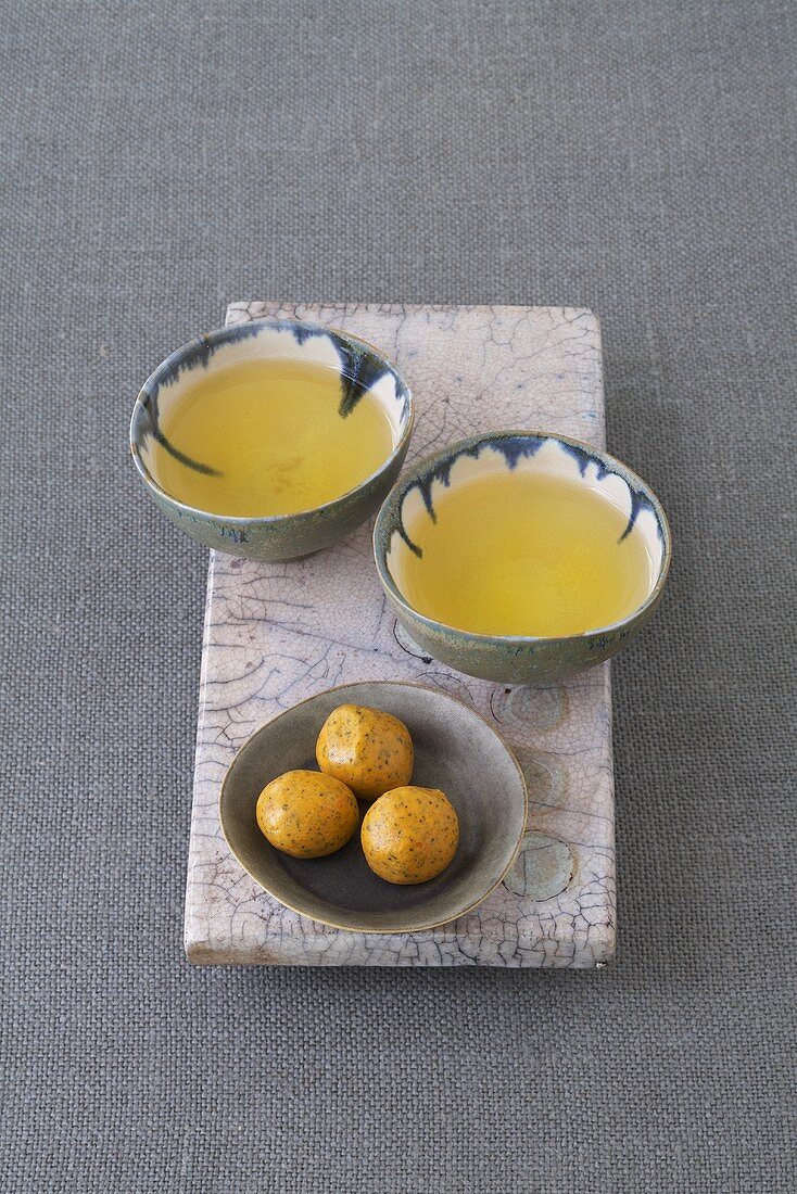 Japanese green tea and batata balls