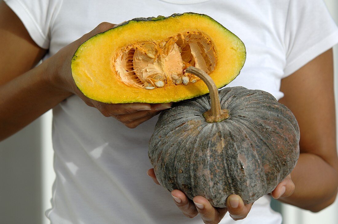 Whole pumpkin and half a pumpkin (Thailand)