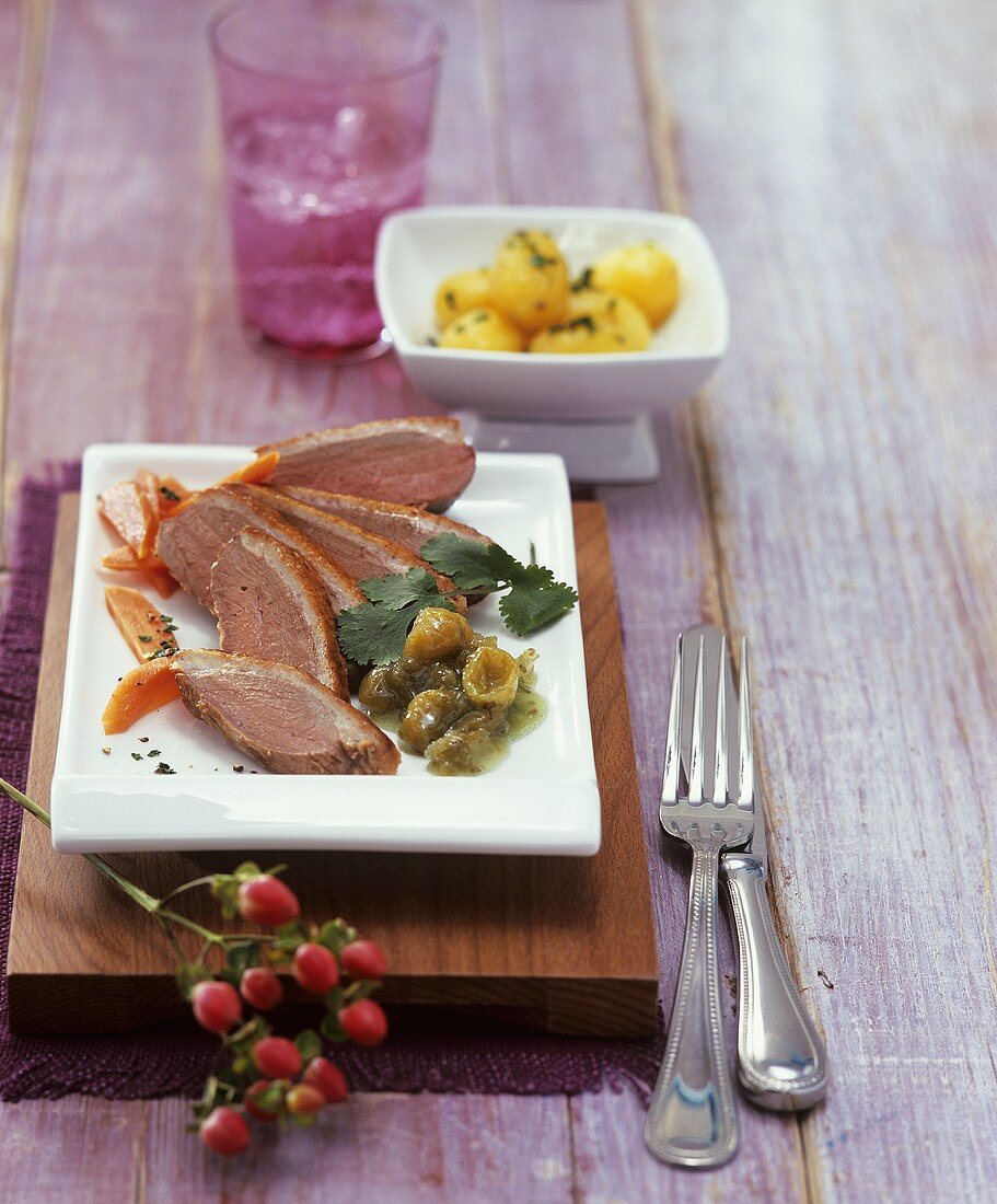 Duck breast with peppery gooseberry chutney