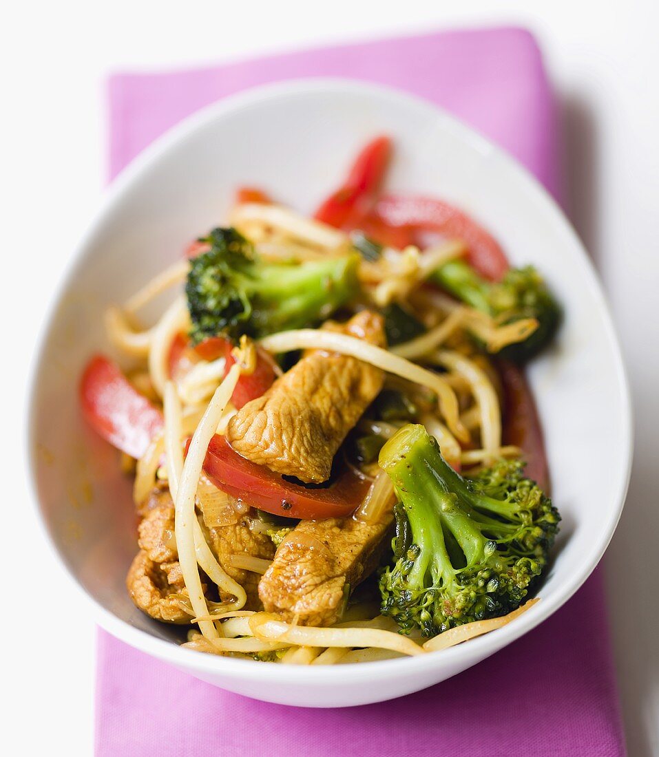 Turkey with Asian seasonings, broccoli and peppers