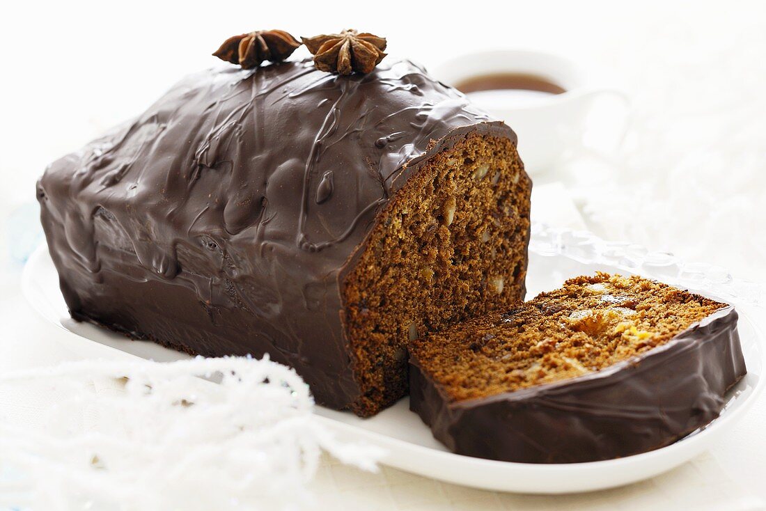 Piernik (Polnischer Gewürzkuchen mit Honig zu Weihnachten)