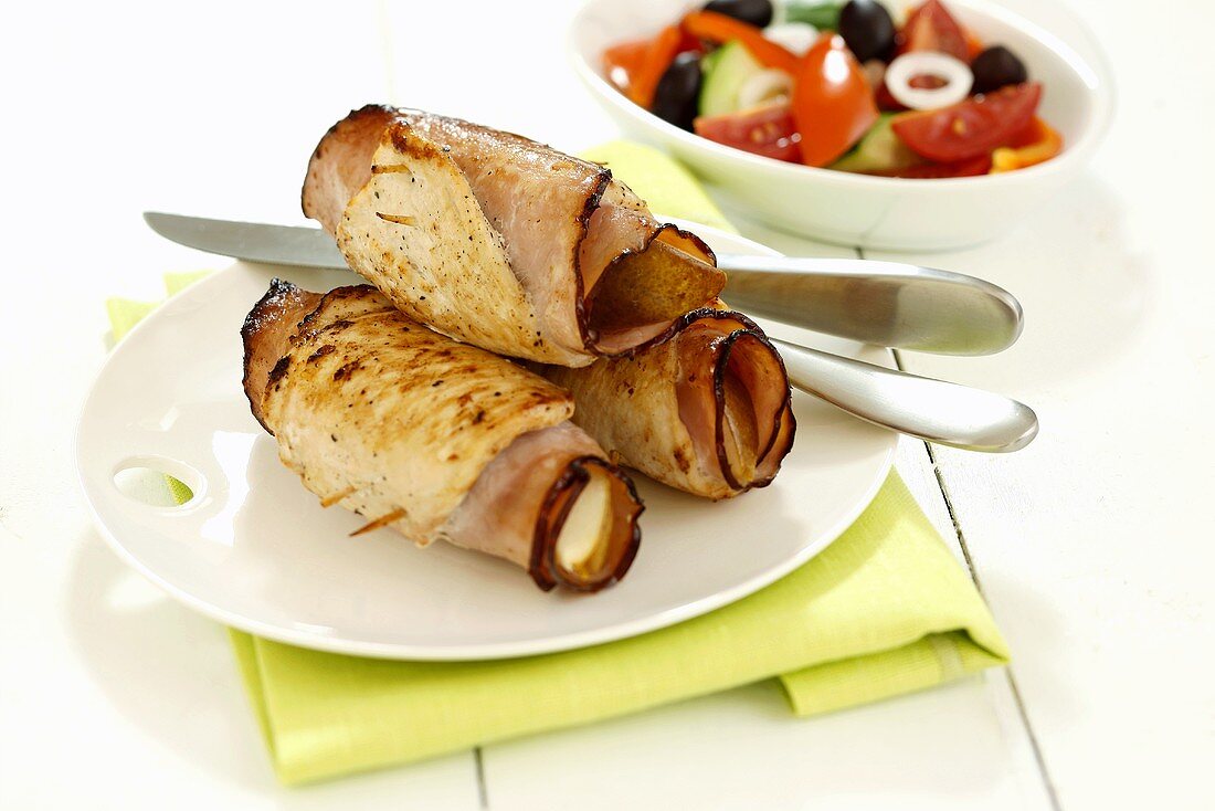 Chicken and ham rolls with pears