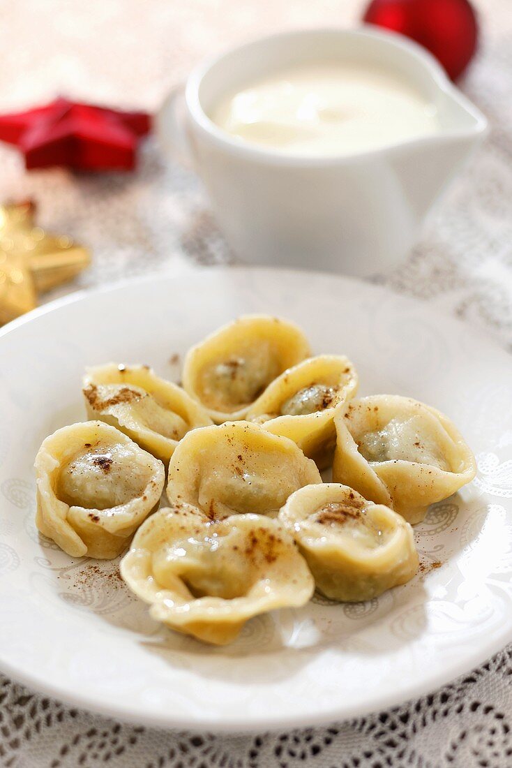 Kolduny (Teigtaschen mit Pflaumen gefüllt, Polen)