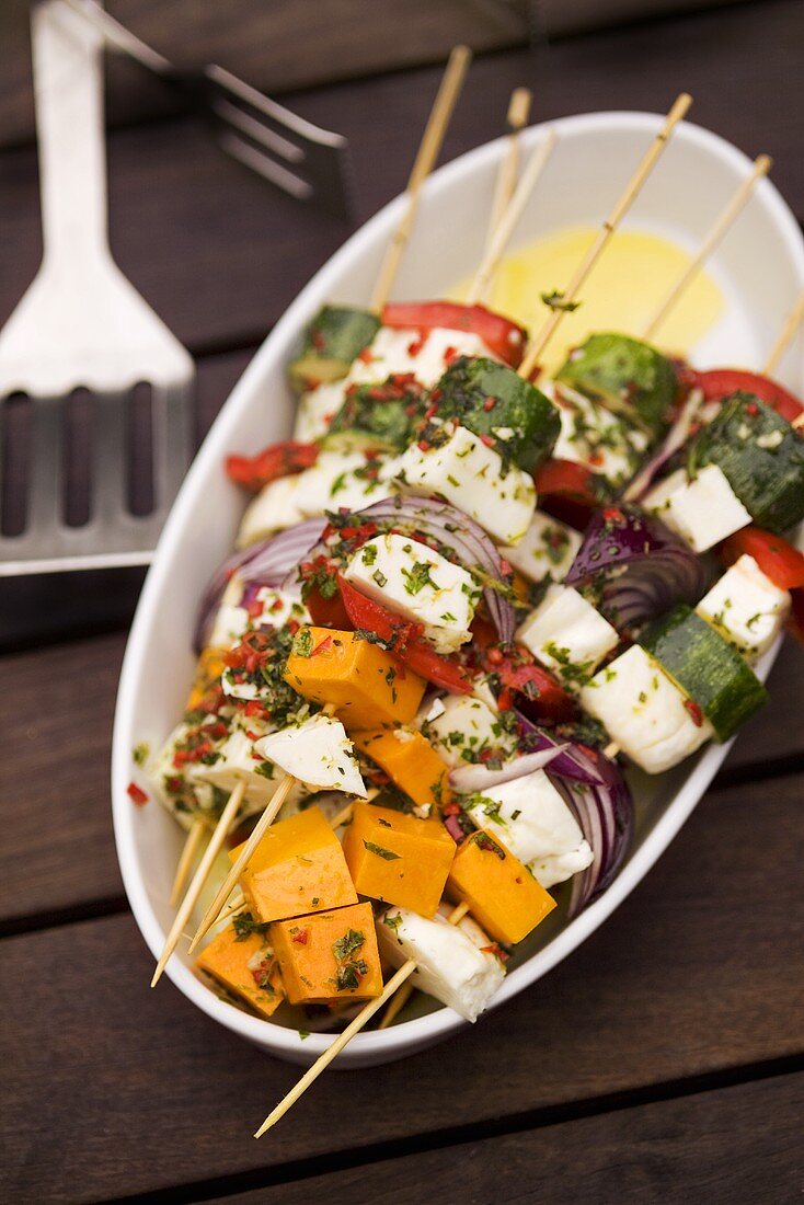Cheese and vegetable kebabs with herb marinade