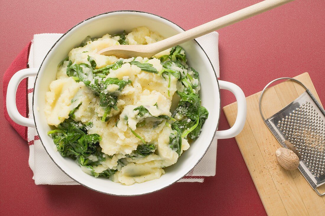 Mashed potato with spinach