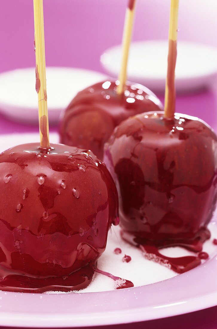 Toffee apples