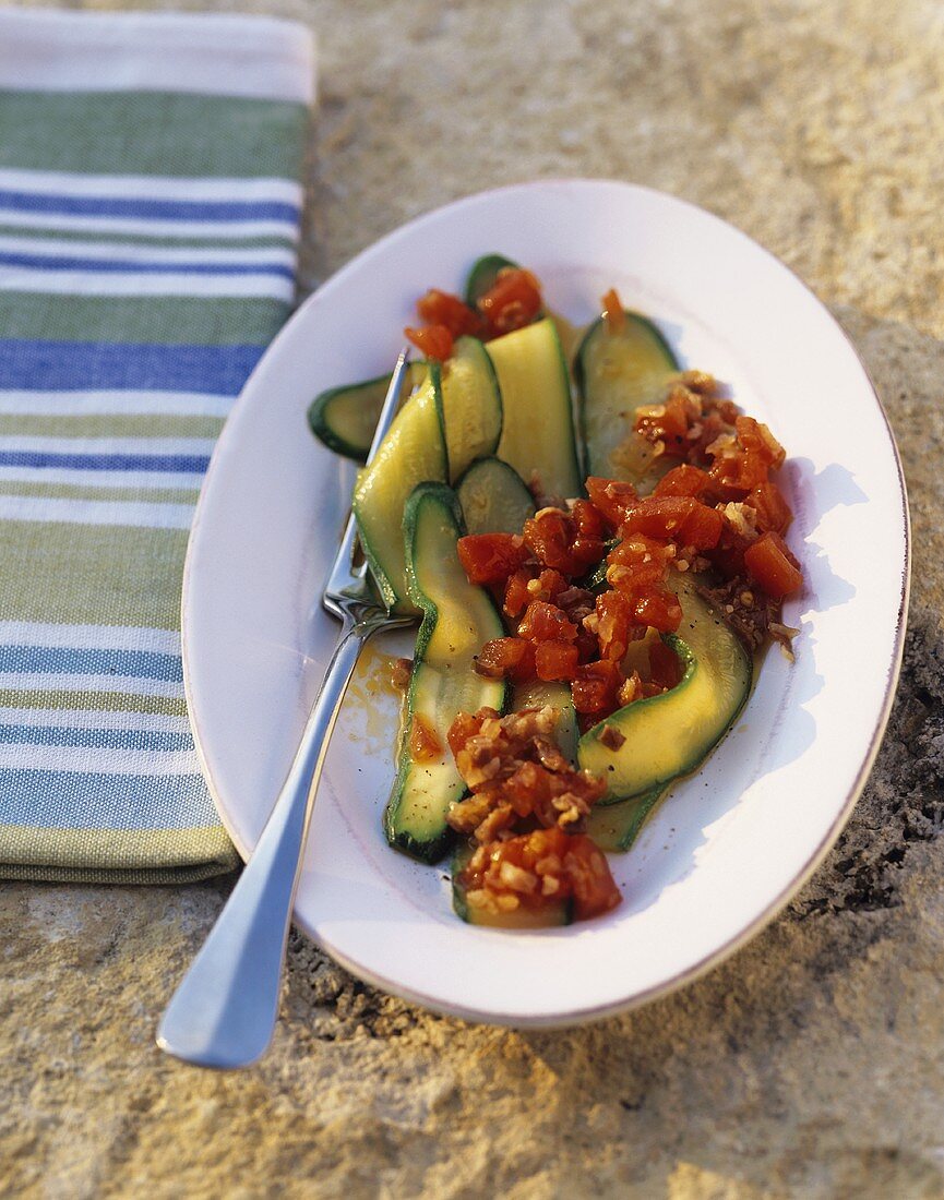 Zucchine in umido (Geschmorte Zucchini, Italien)