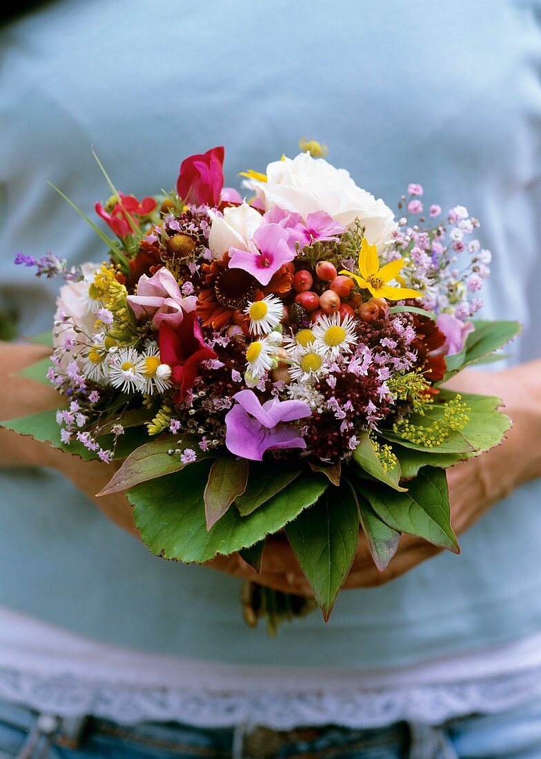 Small posy of phlox, helenium, oregano, coreopsis