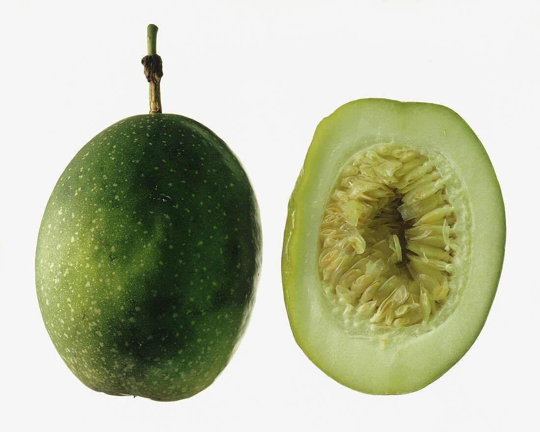 Noch grüne Guaven