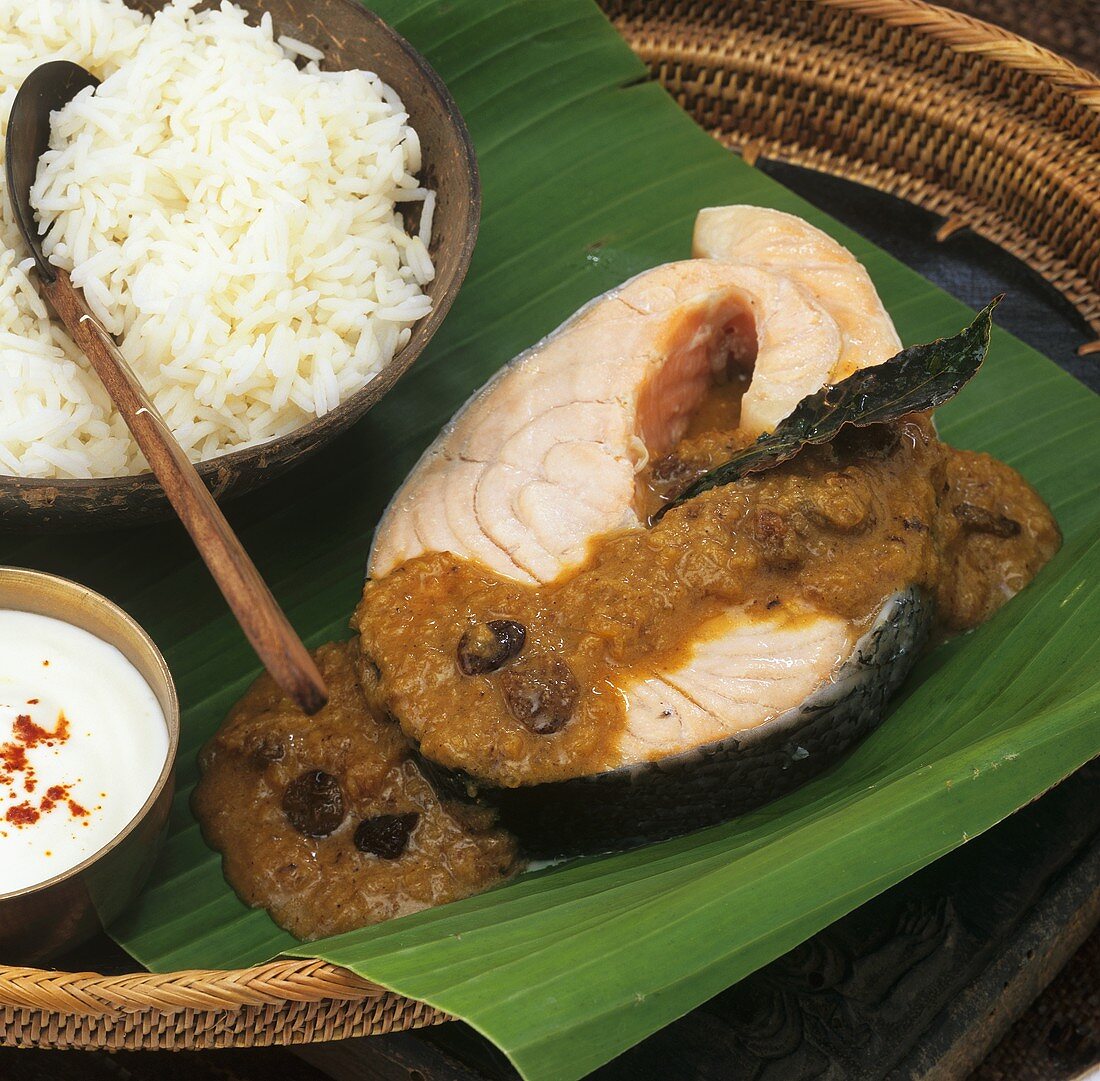 Lachskotelett in Joghurtsauce (Bengal, Indien)
