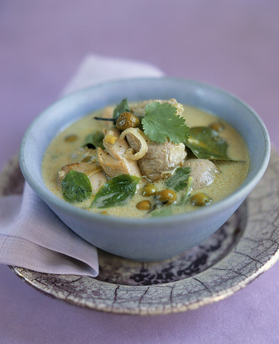 Green chicken curry