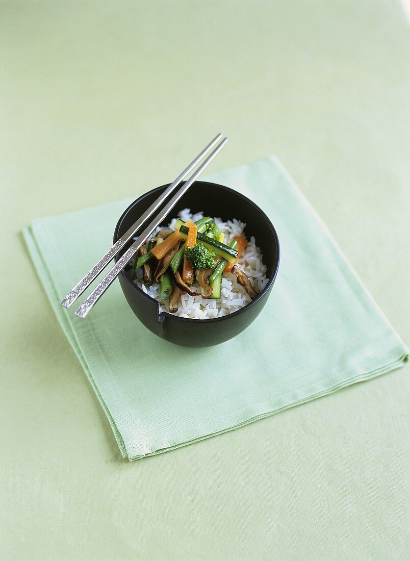 Stir-fried vegetables on rice