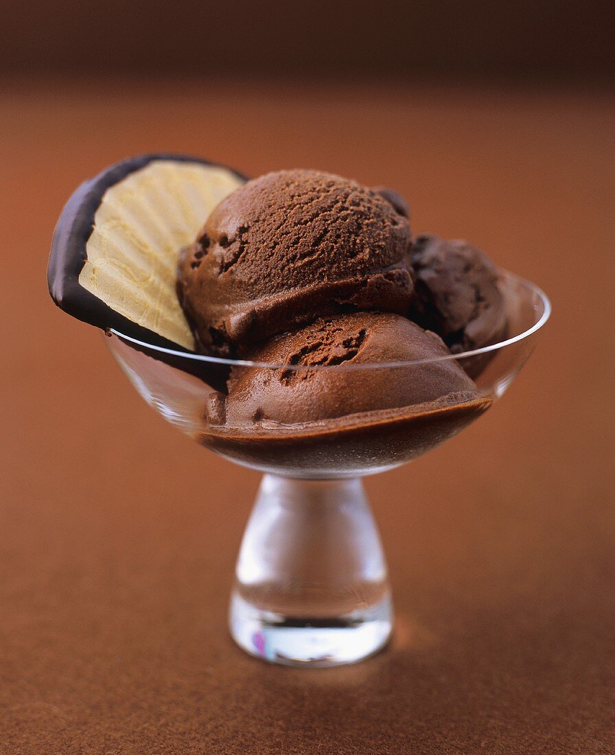 Chocolate and nutmeg sorbet with wafer