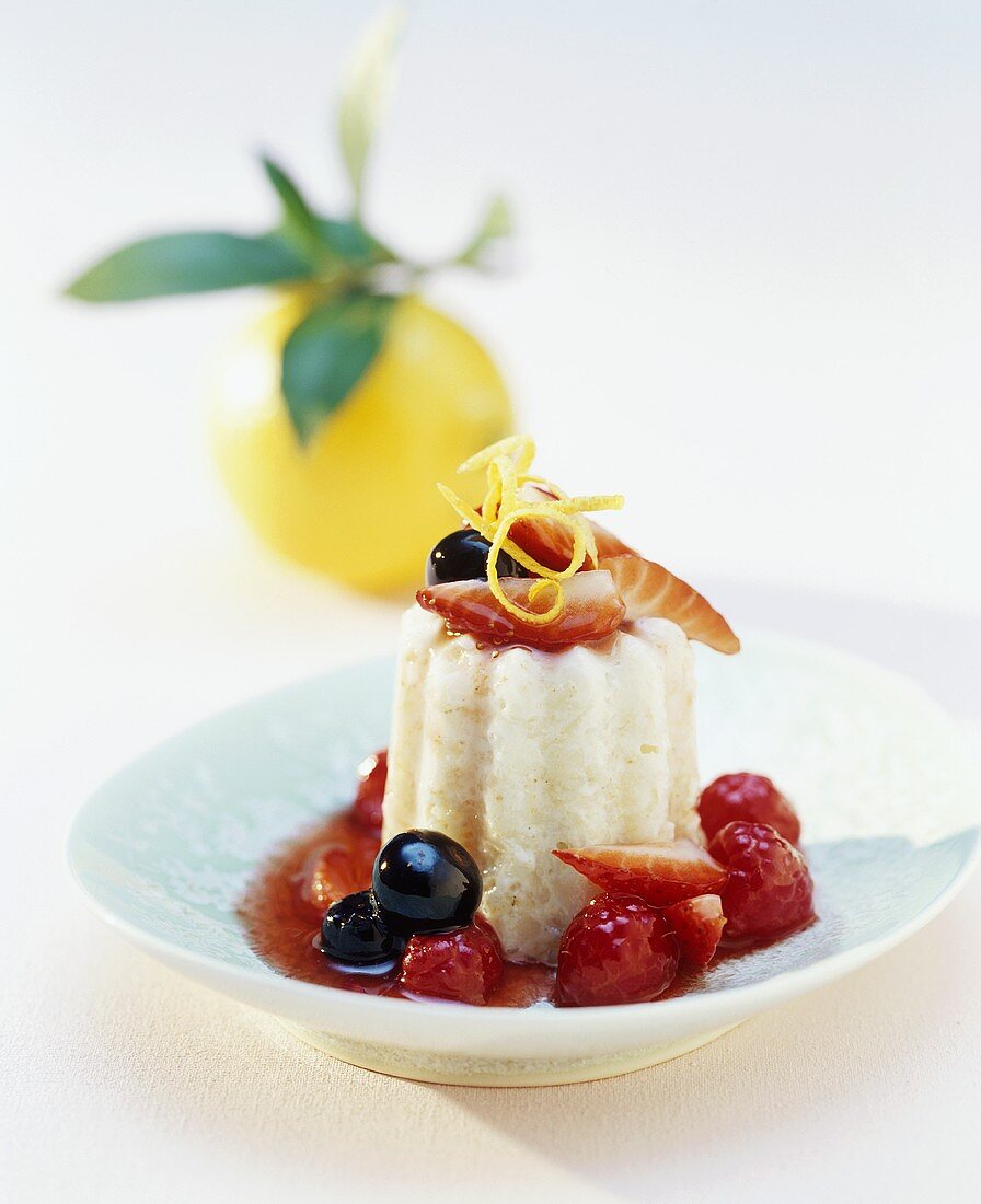 Rice mould with berry sauce