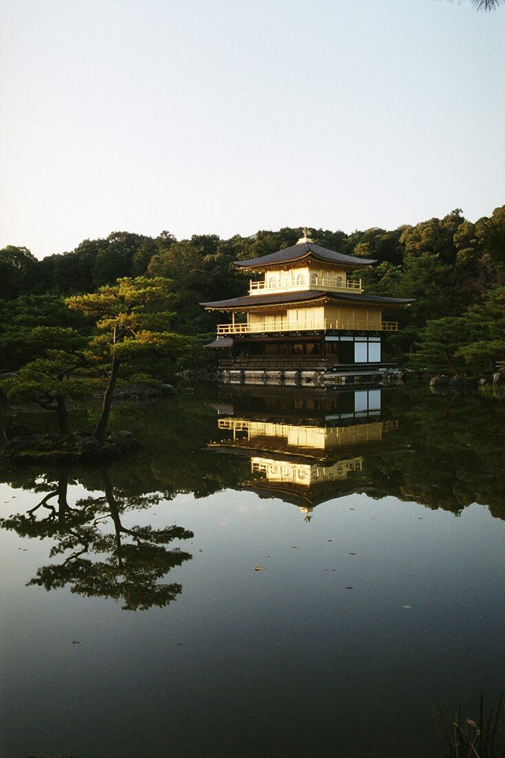 Japanisches Haus am See