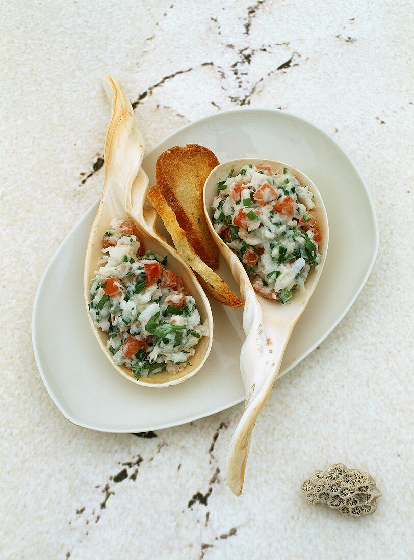 Fischrillette mit geröstetem Brot