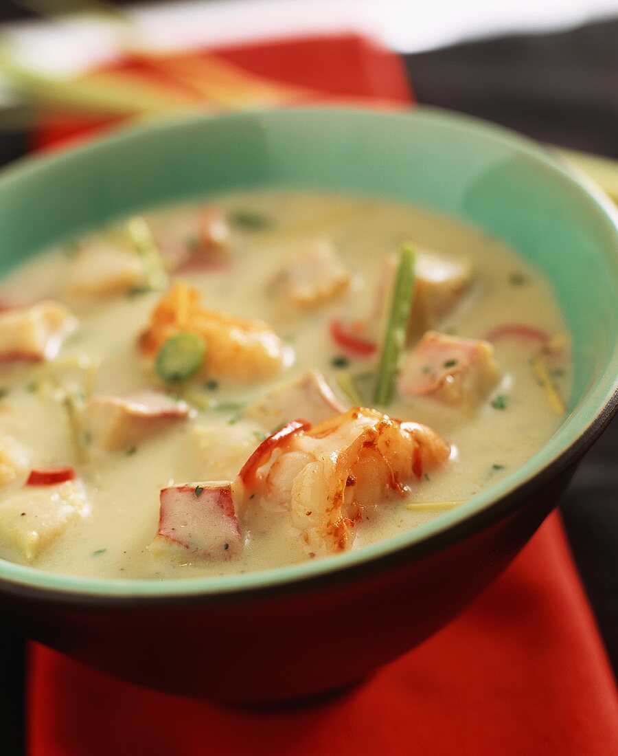 Bouillabaisse with coconut milk