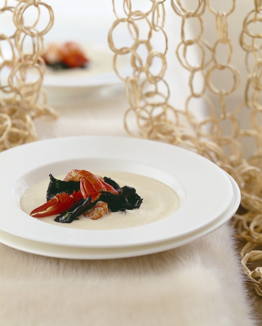 Jerusalem artichoke soup with crayfish