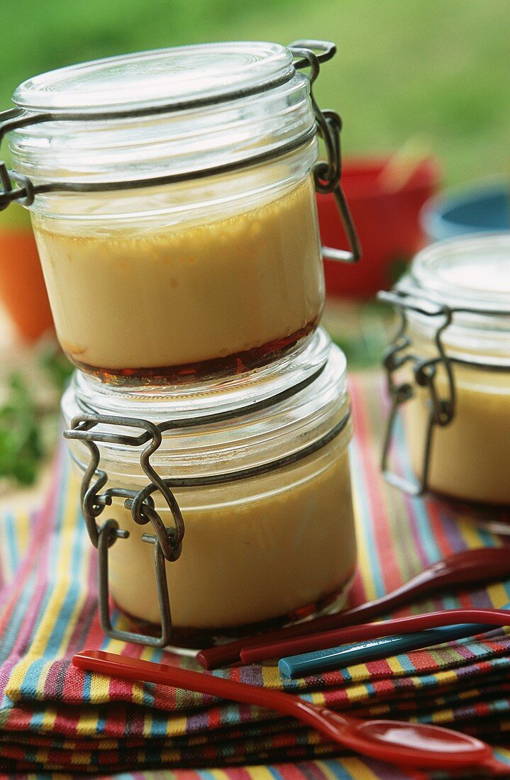 Creme brulee in preserving jars