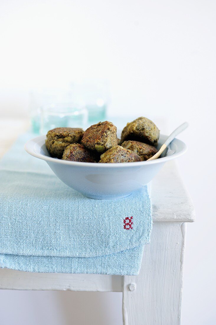 Lentil burgers with caraway