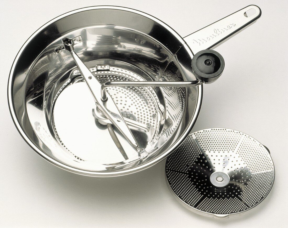 Pan with a Sieve and a Crank Handle